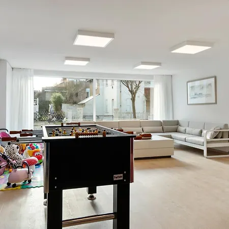 Сasa de vacaciones Beachfront With Sauna, Cleaning Included De Panne