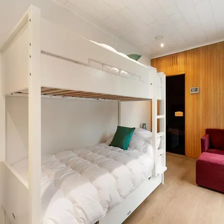 Сasa de vacaciones Beachfront With Sauna, Cleaning Included *