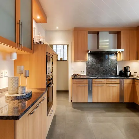 Beachfront With Sauna, Cleaning Included *