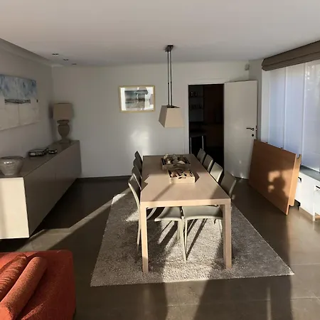 Elegant In With Sauna, Cleaning Included